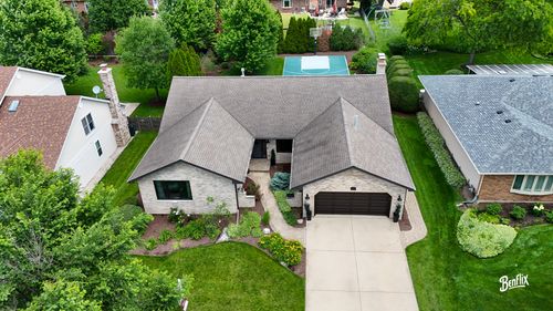 2051 N Ridge Avenue, Arlington Heights, IL, 60004 | Card Image