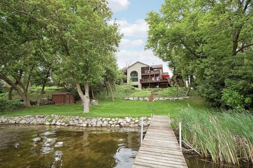 1636 Woodlawn Cir, Waconia, MN, 55387-1242 | Card Image