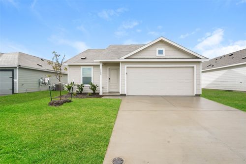 1105 Tufted Dr, Fort Worth, TX, 76134-5879 | Card Image