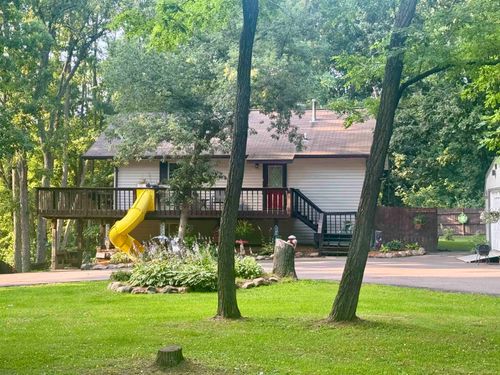 W1720 Southern Rd, Wisconsin Dells, WI, 53965-9113 | Card Image