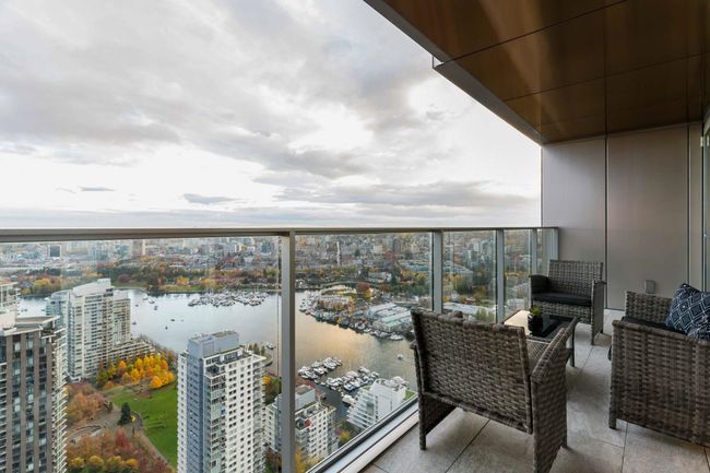 4906 - 1480 Howe St, Condo with 2 bedrooms, 3 bathrooms and 2 parking in Vancouver BC | Image 20