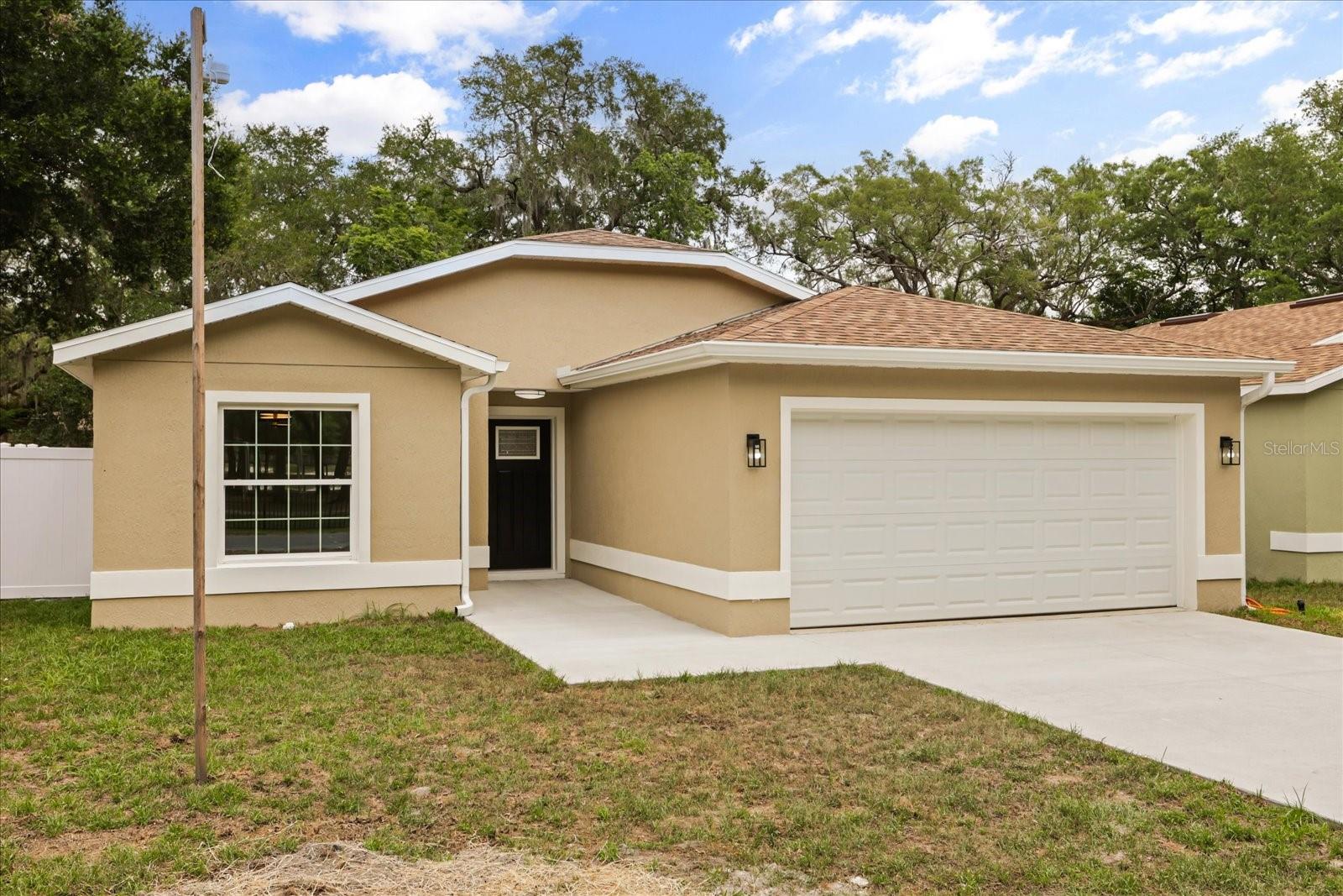 Residential in LEESBURG