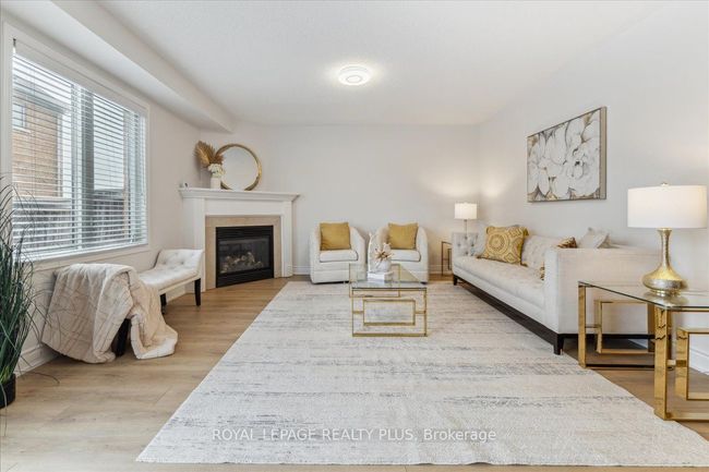 337 Landsborough Ave, House attached with 4 bedrooms, 3 bathrooms and 2 parking in Milton ON | Image 8