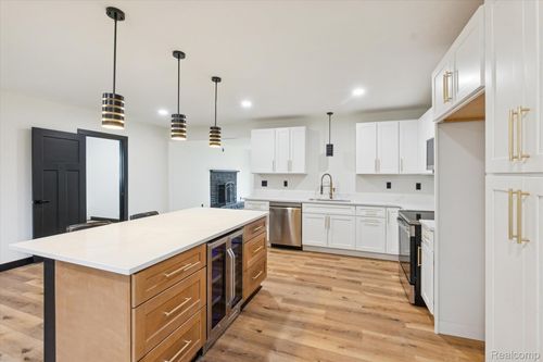 2560 S Morrice Rd, Owosso, MI, 48867-8933 | Card Image