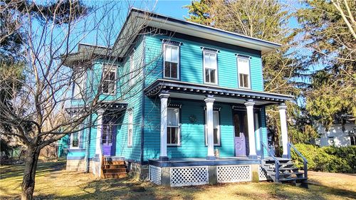 7 Congress St, Trumansburg, NY, 14886-9245 | Card Image