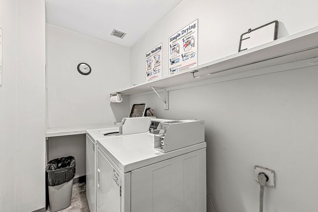 APT-310 - 3801 Appian Way, Home with 3 bedrooms, 2 bathrooms and null parking in Glenview IL | Image 14