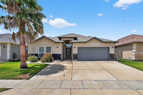 6541 Paddington Dr, Corpus Christi, TX, 78414-4433 | Card Image