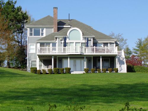 10-29 Pasquaney Ln, Bristol, NH, 03222-5222 | Card Image