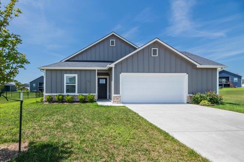 7481 E Pheasant Ridge St, Wichita, KS, 67226-7690 | Card Image