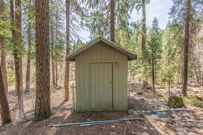 121,141 Mountain Aire Ln, House other with 2 bedrooms, 1 bathrooms and 15 parking in Trinity Center CA | Image 43