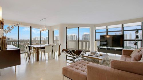 apt-2409-1000 W Island Blvd, Aventura, FL, 33160-4974 | Card Image