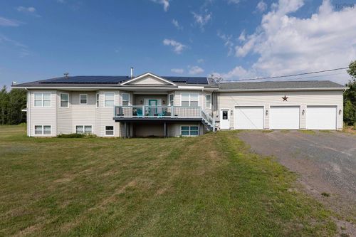 158 Robinson Rd, Amherst Head, NS, B4H3Y2 | Card Image