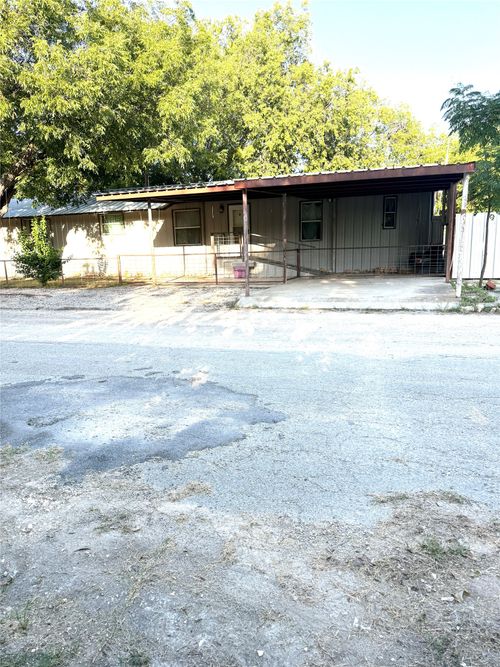 601 13th, Coleman, TX, 76834 | Card Image