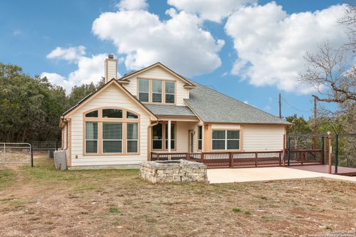 605 County Road 2763, Mico, TX, 78056-5470 | Card Image