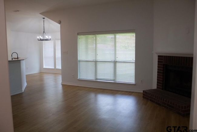 11380 Derby Dr, House other with 3 bedrooms, 2 bathrooms and null parking in Flint TX | Image 4