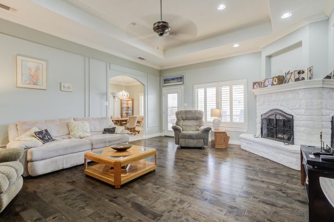 135 Berkshire Ave, House other with 4 bedrooms, 2 bathrooms and null parking in Wolfforth TX | Image 5