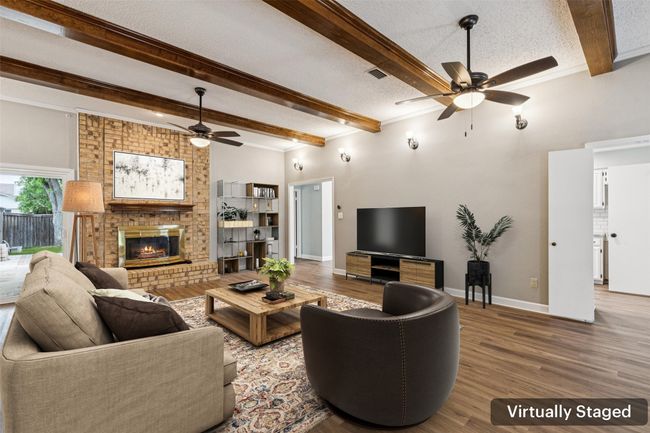2613 Winterlake Dr, House other with 3 bedrooms, 2 bathrooms and null parking in Carrollton TX | Image 4