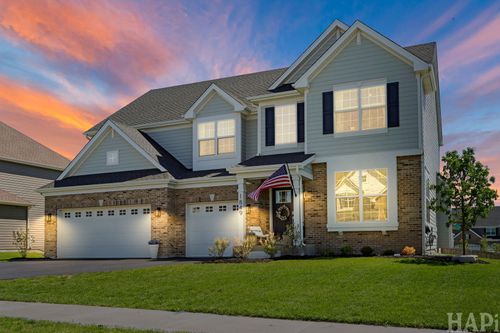 1849 Amarillo Blvd, Elgin, IL, 60124-1802 | Card Image