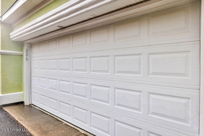 Front of Home | Image 4