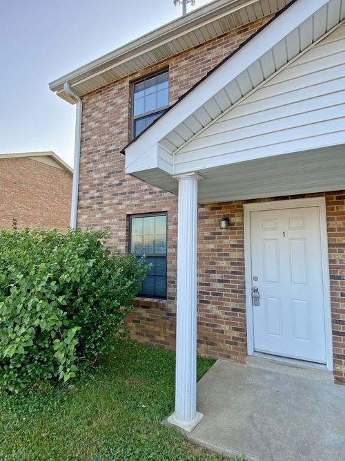 1-284 Northridge Dr, Clarksville, TN, 37042-8300 | Card Image