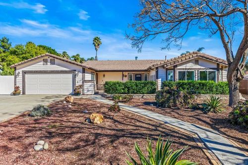 16319 Scarbery Rd, Ramona, CA, 92065-4249 | Card Image