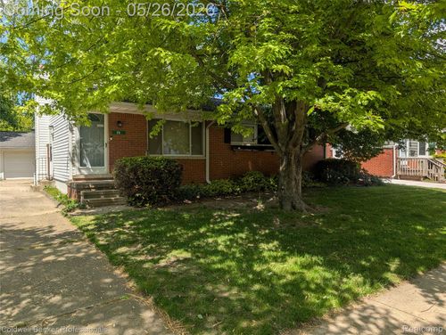 28 W Phillips Ave, Milan, MI, 48160-1048 | Card Image