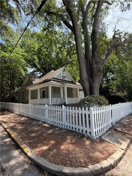 390 N Chase St, Athens, GA, 30606-3012 | Card Image
