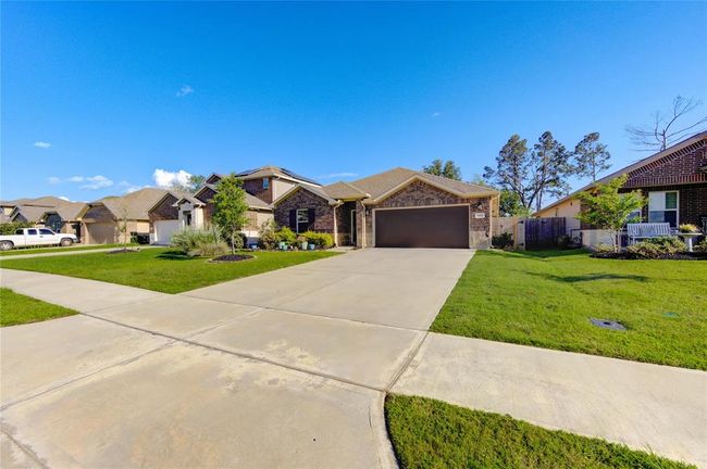 12917 S Winding Pines Dr, House other with 3 bedrooms, 2 bathrooms and 2 parking in Tomball TX | Image 4