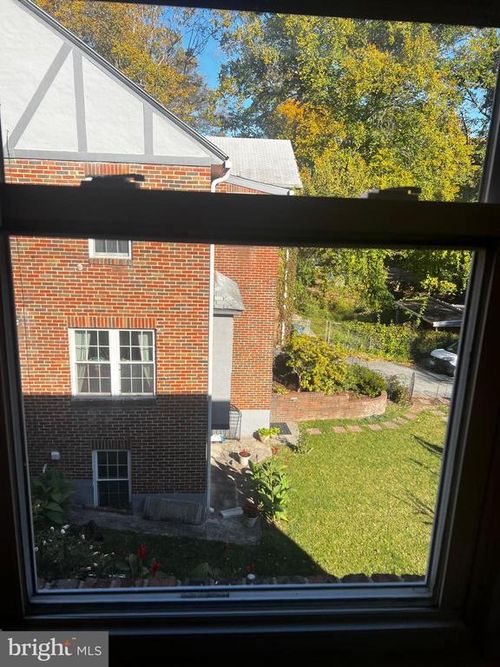apt-4-8507 Flower Ave, TAKOMA PARK, MD, 20912-6641 | Card Image