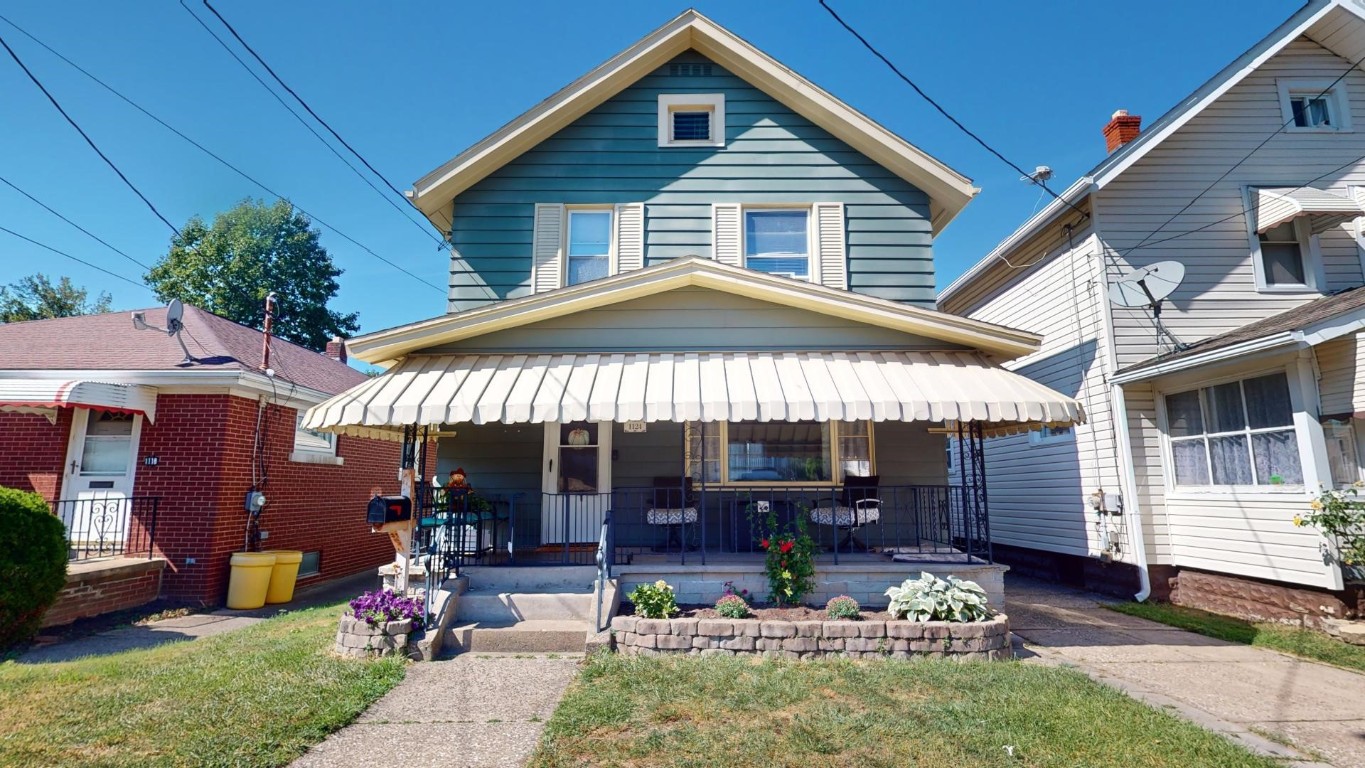 27th St, Erie, PA 16504