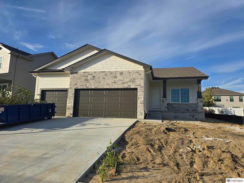 17612 Scott St, Bennington, NE, 68007-3345 | Card Image