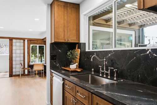 3006 Fir St, San Diego, CA, 92102-1124 | Card Image