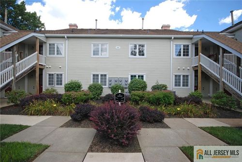 g-81 Winthrop Rd, Monroe, NJ, 08831-7202 | Card Image