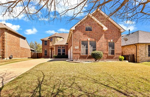 8124 Hickory Upland Dr, Fort Worth, TX, 76131-3586 | Card Image