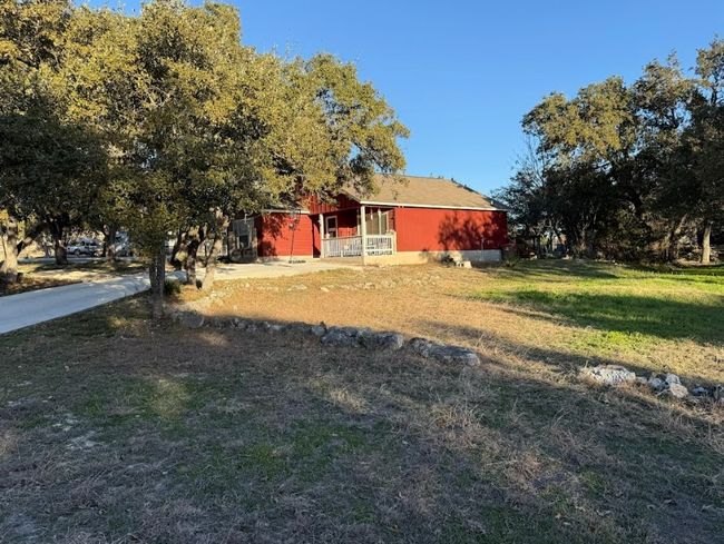 Side view of yard. | Image 34