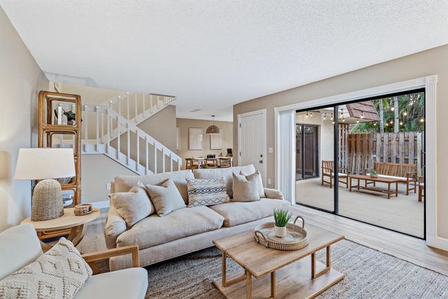 APT-12D - 825 Center St, Townhouse with 2 bedrooms, 3 bathrooms and null parking in Jupiter FL | Image 6