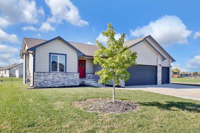 703 W Country Lakes Pl, House other with 5 bedrooms, 3 bathrooms and null parking in Haysville KS | Image 2