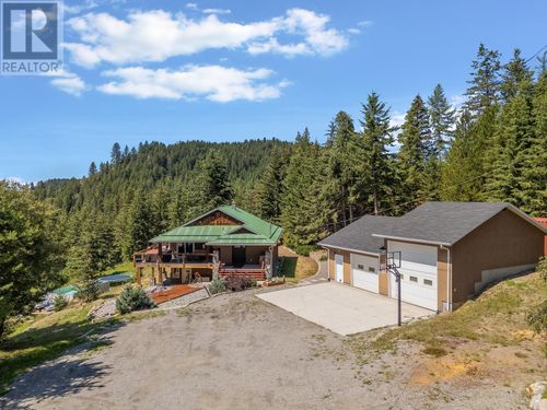 7575 Robinson Pl, Peachland, BC, V0H1X1 | Card Image