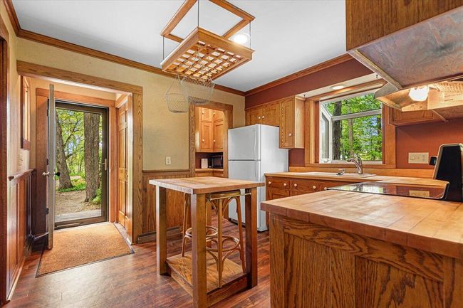 9561 Maple Tree Rd, House other with 3 bedrooms, 2 bathrooms and null parking in Kewaskum WI | Image 4