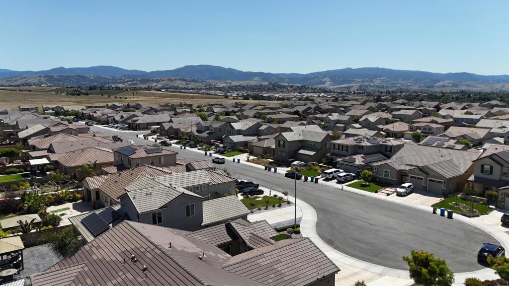 Residential in Hollister