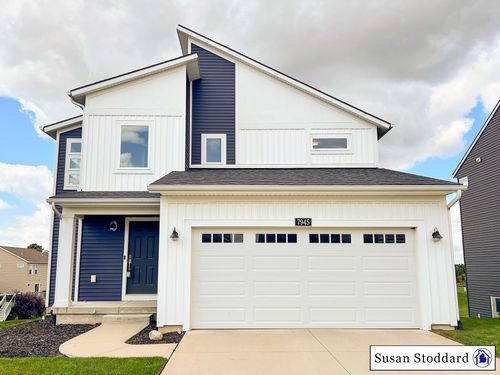 7945 Greendale Dr Se, Byron Center, MI, 49315-4900 | Card Image