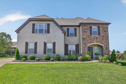227 Riding Club Ct, Gallatin, TN, 37066-1465 | Card Image