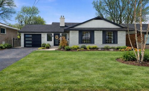 417 Elizabeth St, Grimsby, ON, L3M3K9 | Card Image