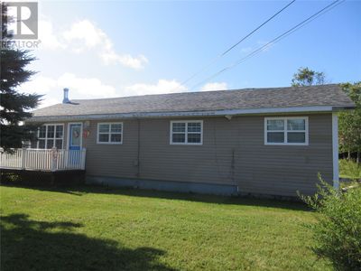 555 Main St, House other with 3 bedrooms, 2 bathrooms and null parking in Bishops Falls NL | Image 3