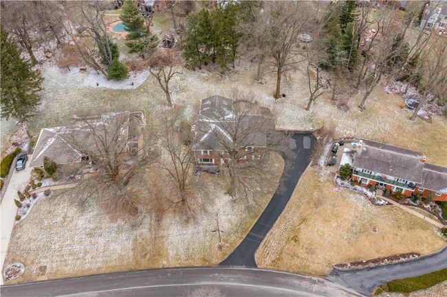 2671 Thorntree Dr, House other with 4 bedrooms, 3 bathrooms and 2 parking in Upper St. Clair PA | Image 49