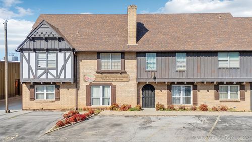 apt-4-1313 E 48th St, Tulsa, OK, 74105-4762 | Card Image