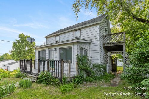 914 James St, Belding, MI, 48809-2224 | Card Image