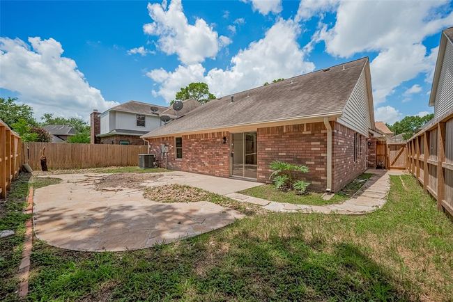 5814 N Magazine Cir, House other with 3 bedrooms, 2 bathrooms and 2 parking in Houston TX | Image 34