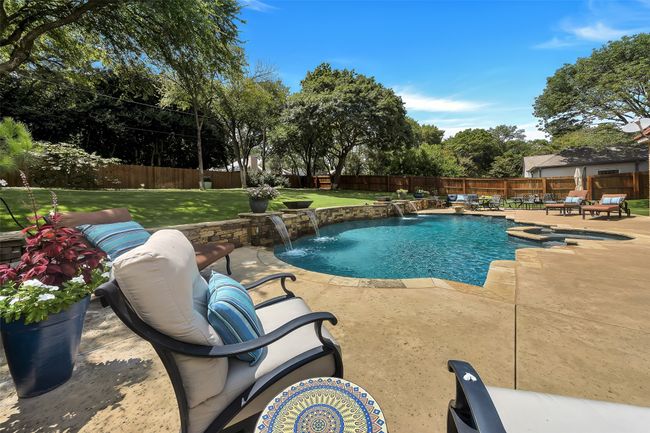 8917 Crest Wood Dr, House other with 4 bedrooms, 4 bathrooms and null parking in Fort Worth TX | Image 28