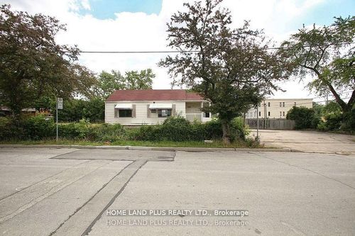 mainfl-189 Maplehurst Ave, North York, ON, M2N3C3 | Card Image